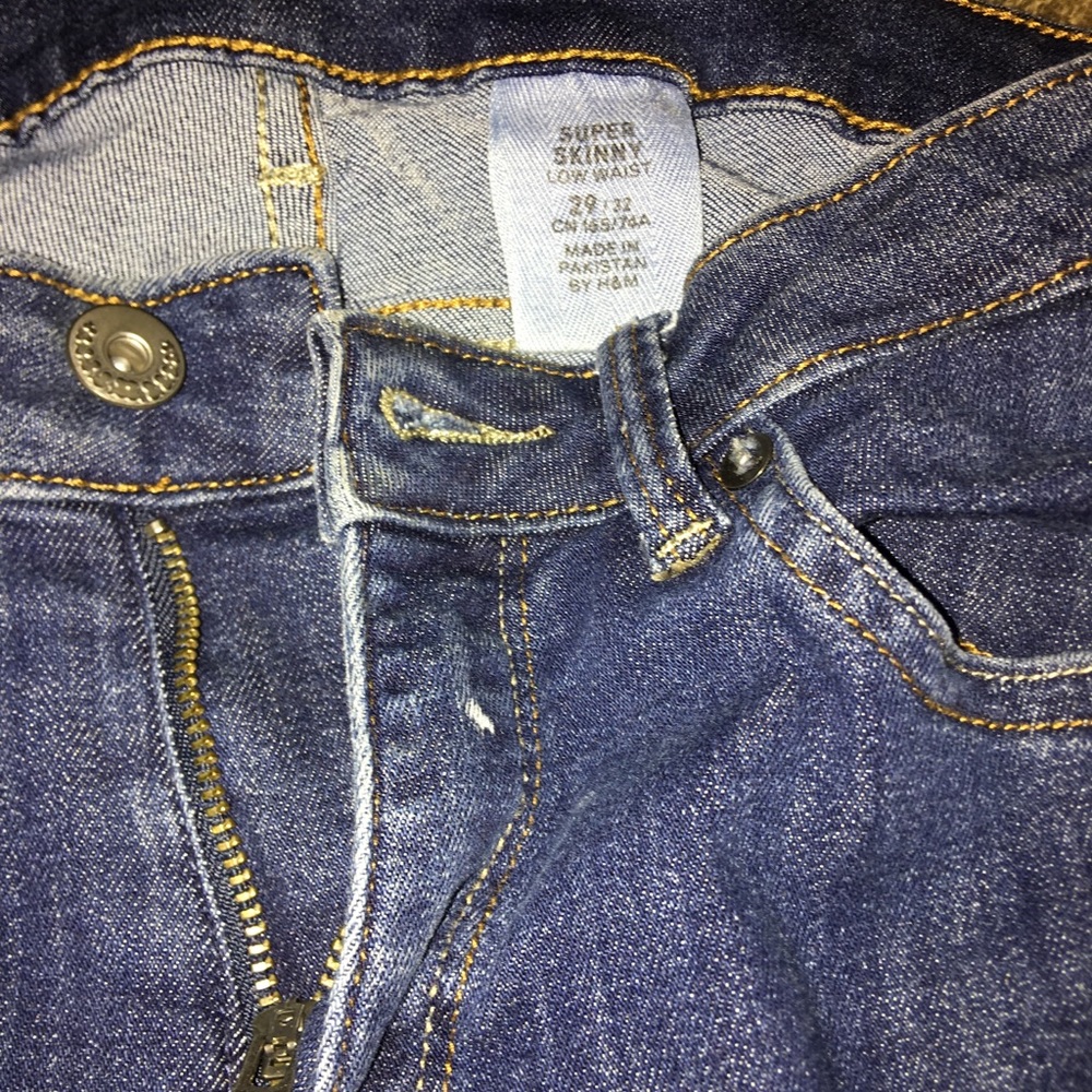 H&M jeans! - Picture 2 of 2